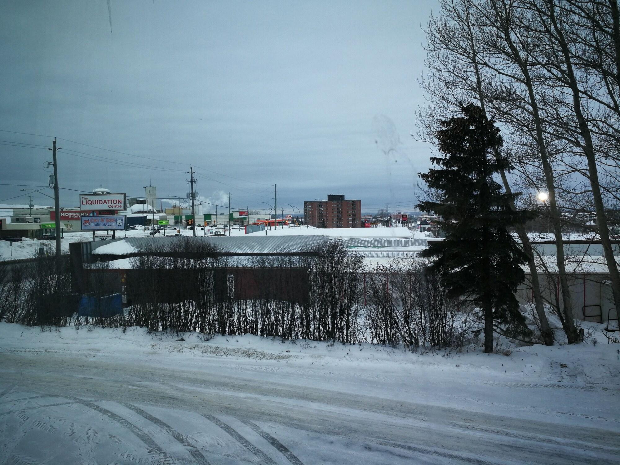 Super 8 By Wyndham Timmins On Hotel Eksteriør billede