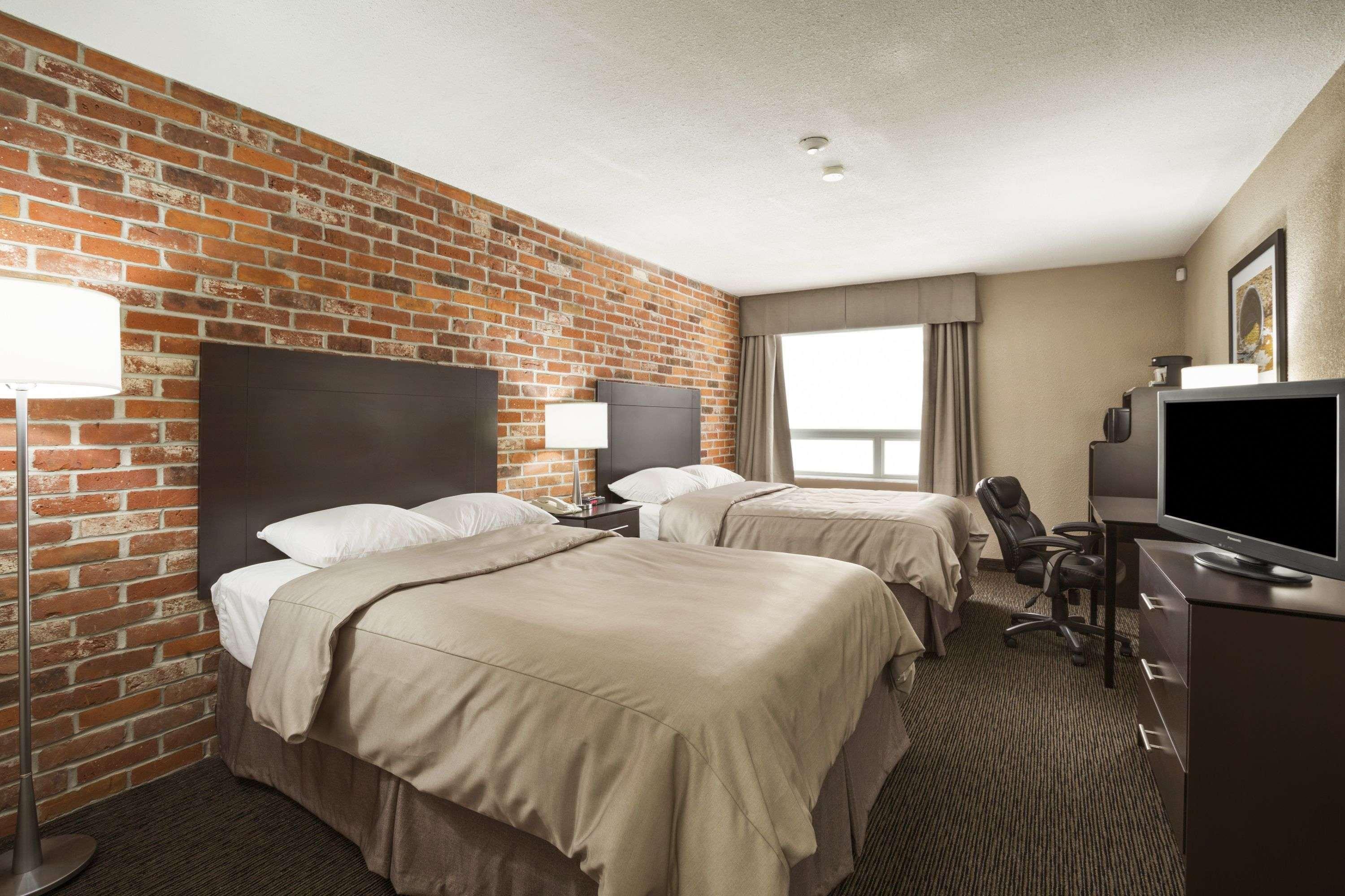 Super 8 By Wyndham Timmins On Hotel Eksteriør billede